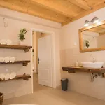 Vakantiehuis Fuer 5 Personen Und 1 Kind In By Interhome