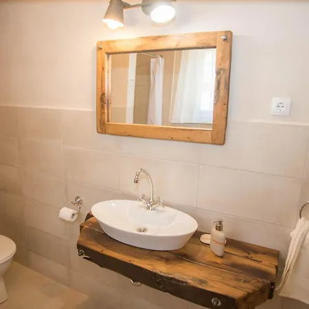 Hébergement de vacances Fuer 5 Personen Und 1 Kind In By Interhome